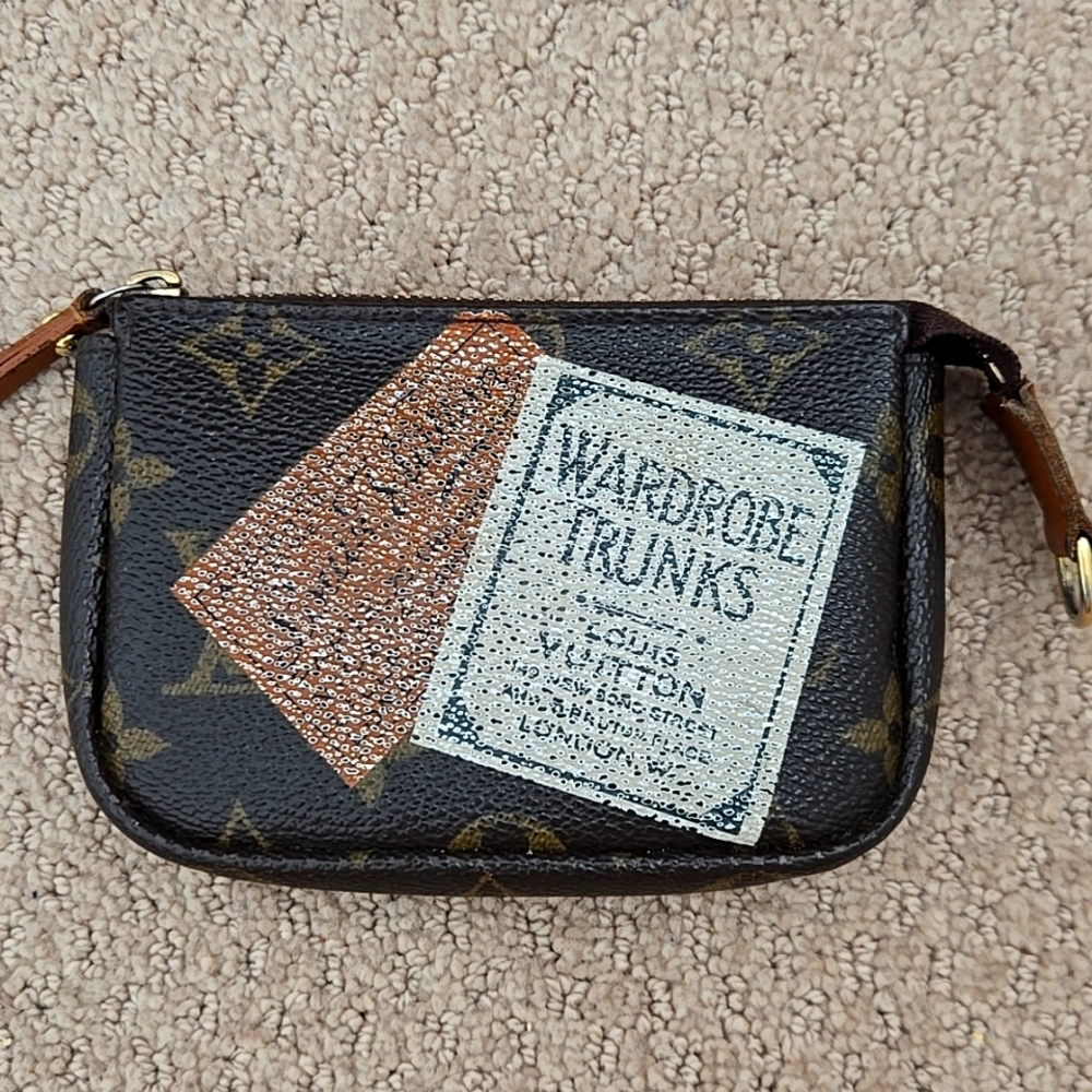 Vintage Louis Vuitton Trunk mini pochette
